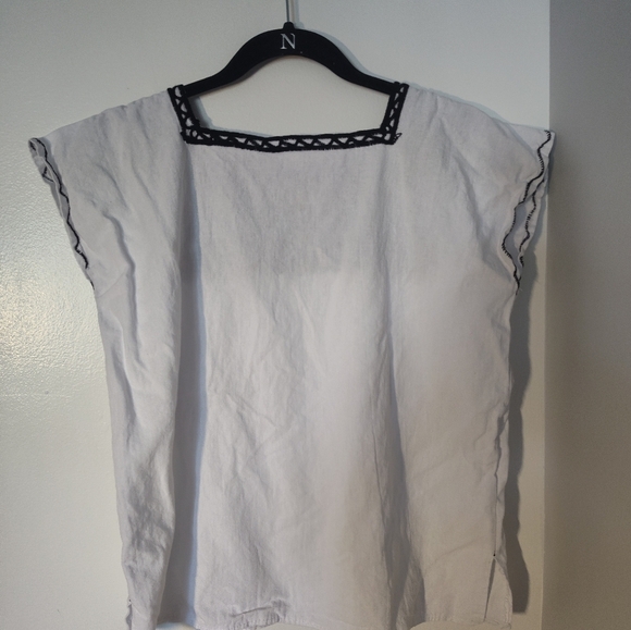 Embroidered White Top with Multicolor Accents Size S #343 - Picture 3 of 3